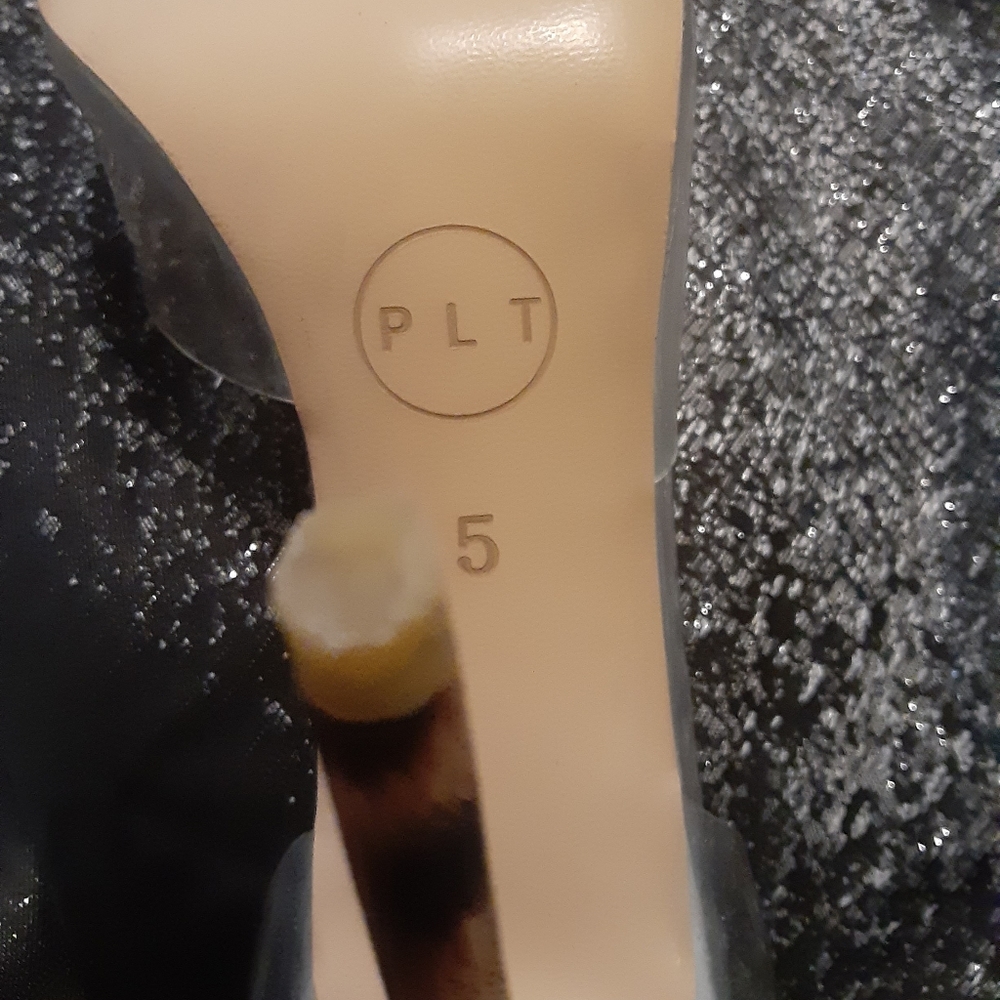PrettyLittleThing PLT Clear Shoes W/ Leopard Heel - Picture 5 of 6